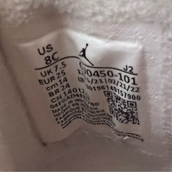 Jordon Retro 1 High OG - Girls’ Toddler - Picture 8 of 9